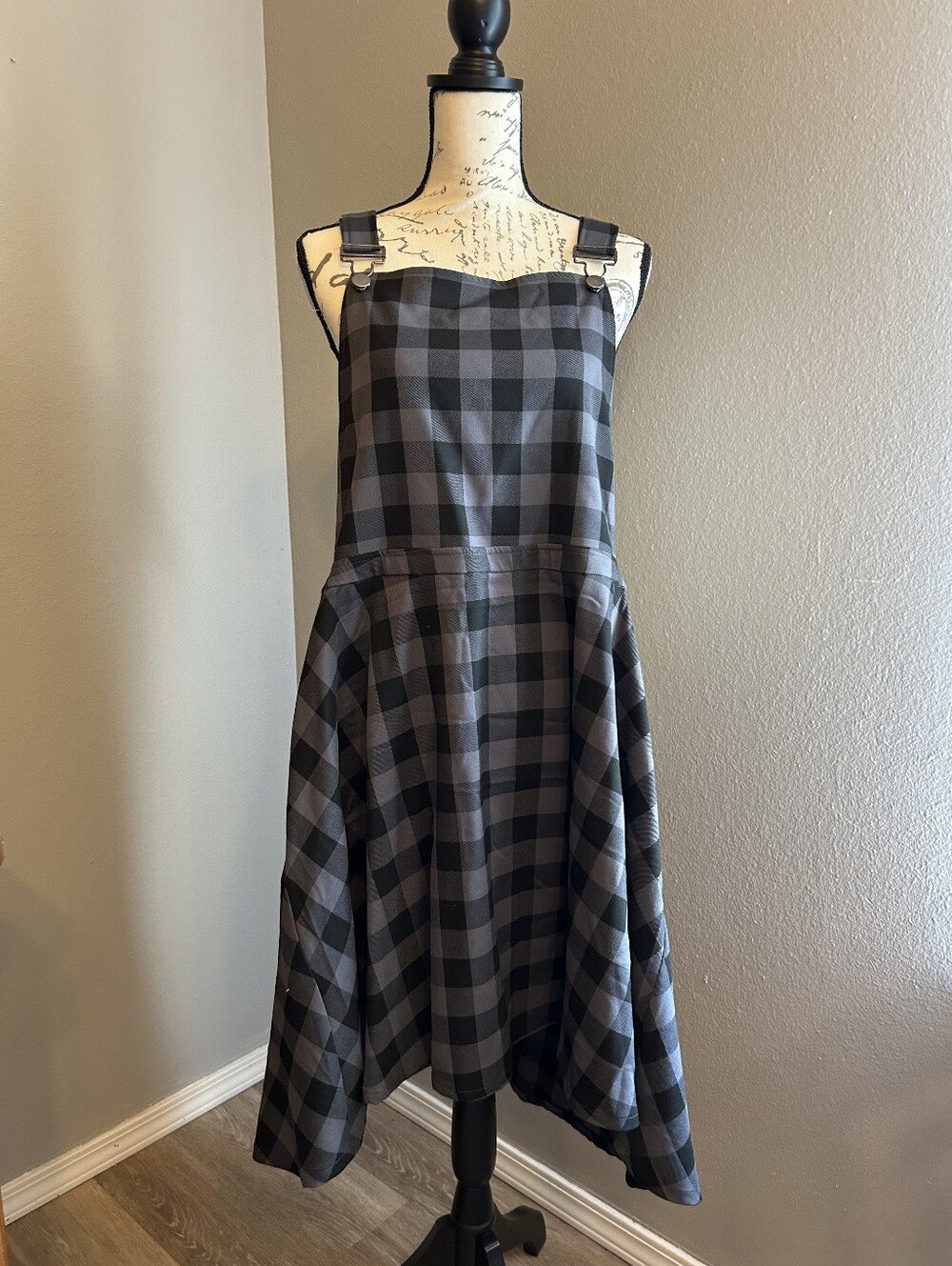 NWT Hot Topic (Plus) 3X Plaid Skirtall